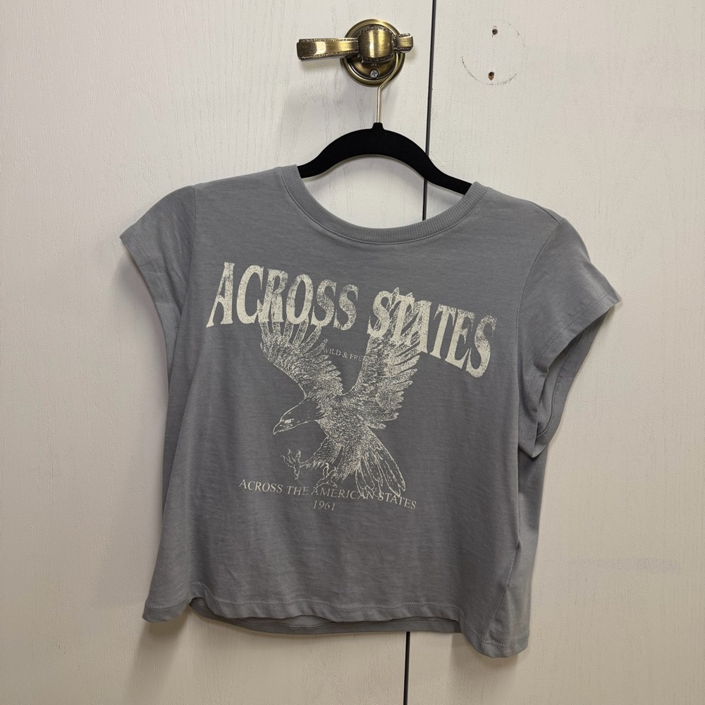 H&M Divided Gray Graphic Tee